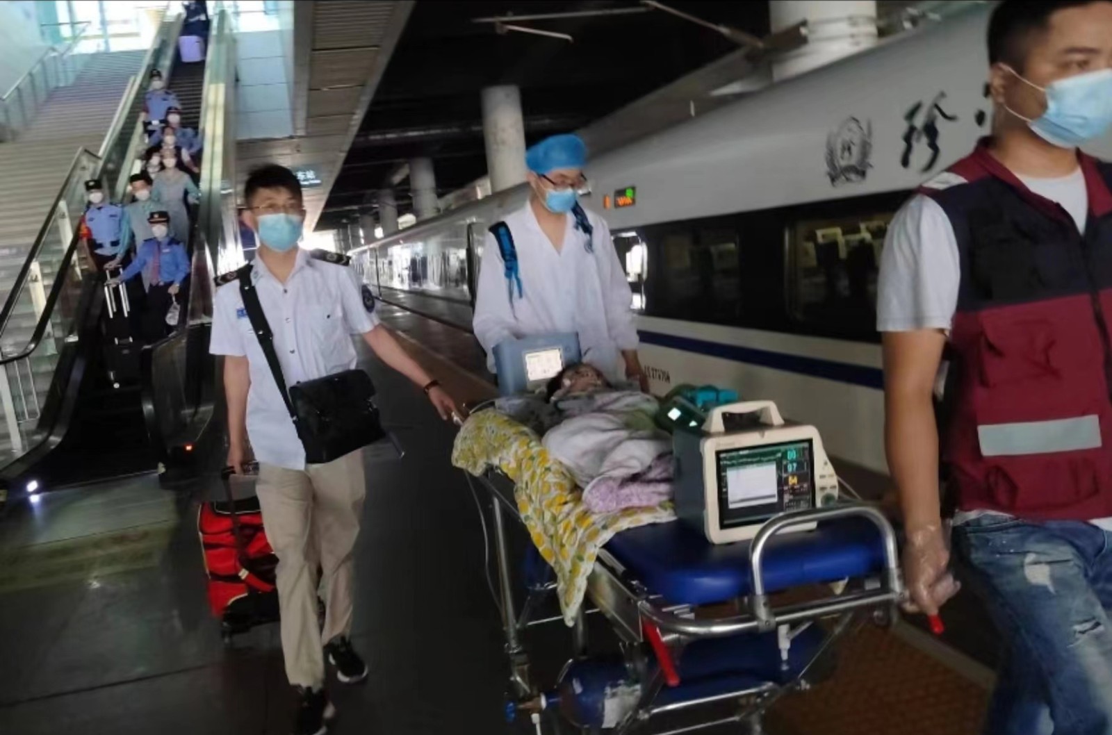 元阳县高铁转运公司